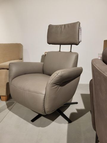 Ausstellungsstück 17himolla