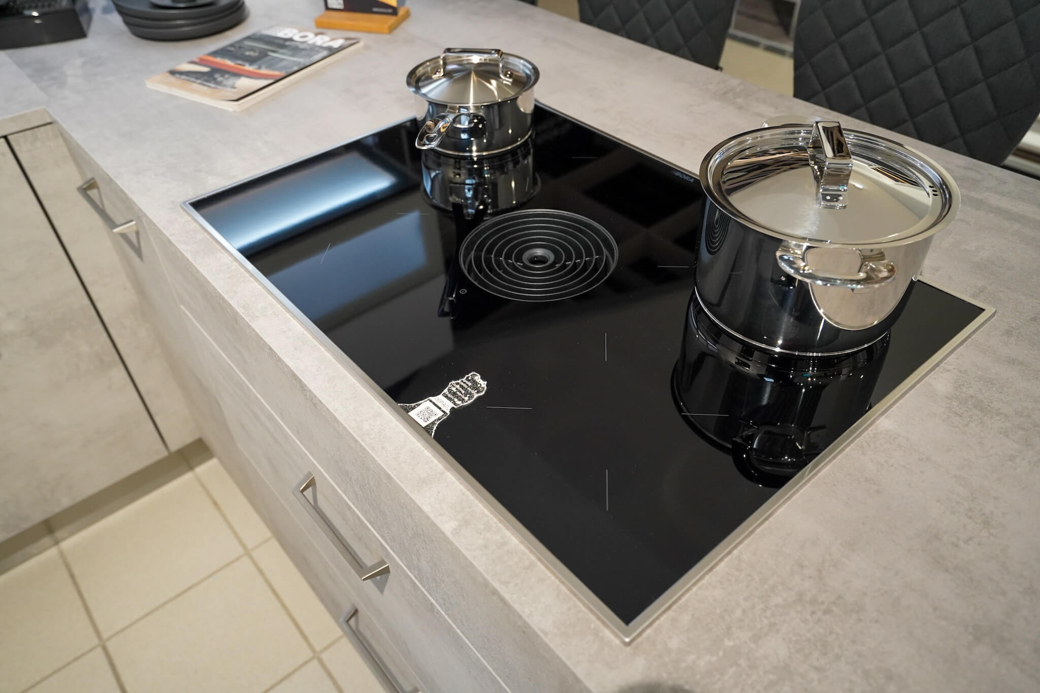 Bora Kochfeld mit Muldenluefter