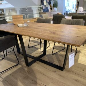Interliving Esszimmer Serie 5107 – Esstisch 7073
