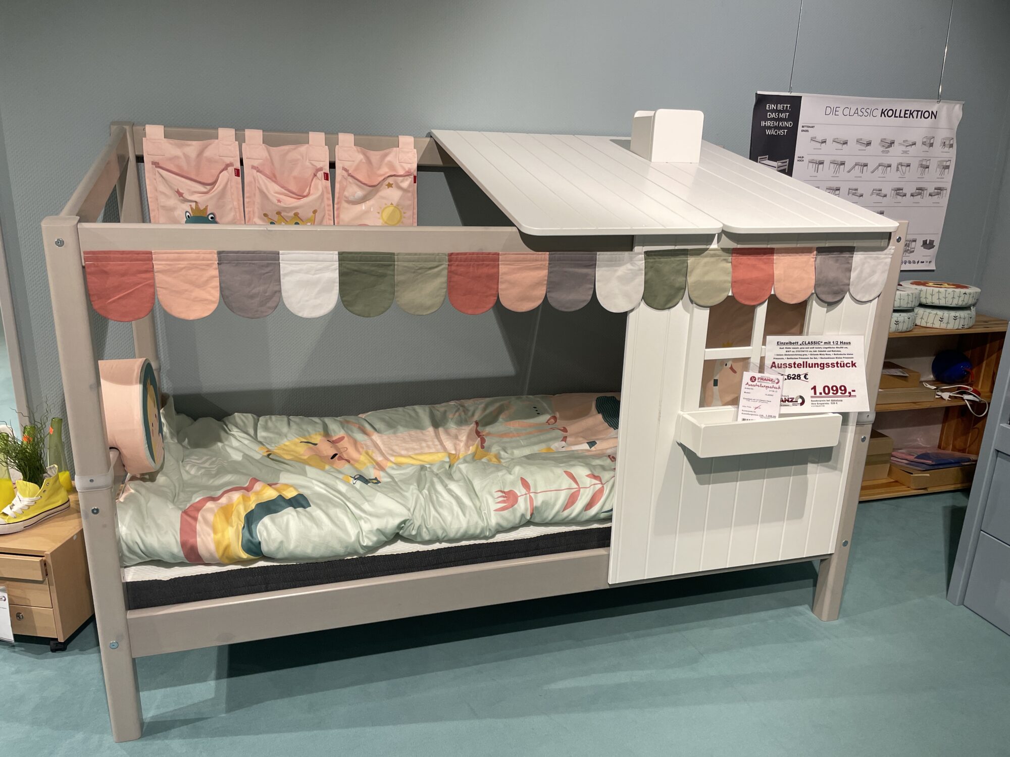 Halbhohes Haus-Bett Classic