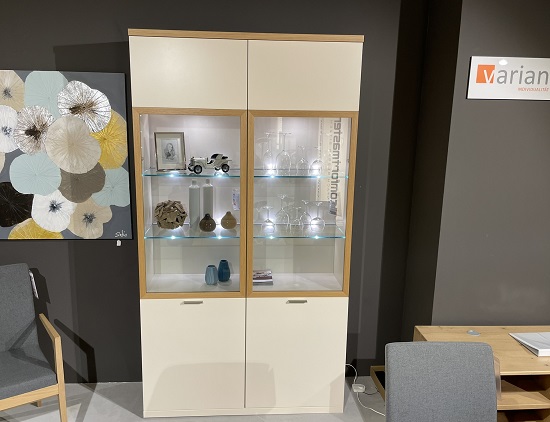 Venue Vitrine