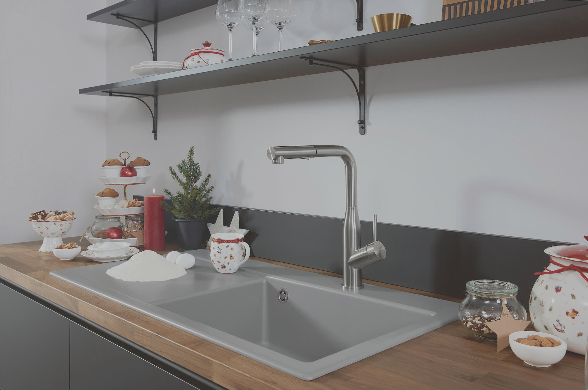 Villeroy-Boch-Kuechenspuele-grau-Subway-style-Edelsthal-Armatur