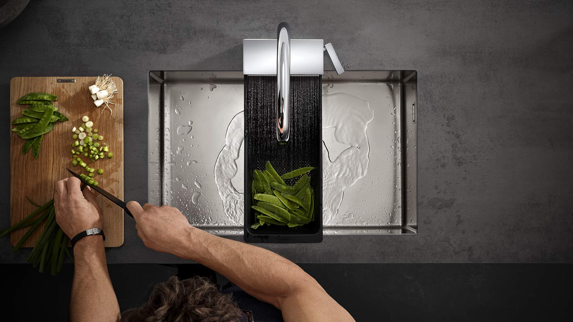 Hansgrohe Edelstahlspüle S71 mit Küchenarmatur