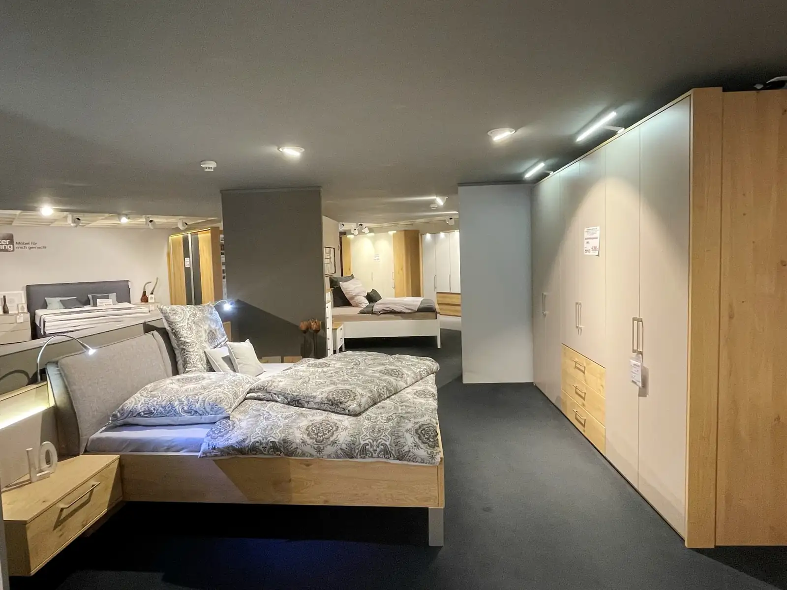 Interliving Schlafzimmer Serie 1008 – Komplettzimmer inkl. Kommode